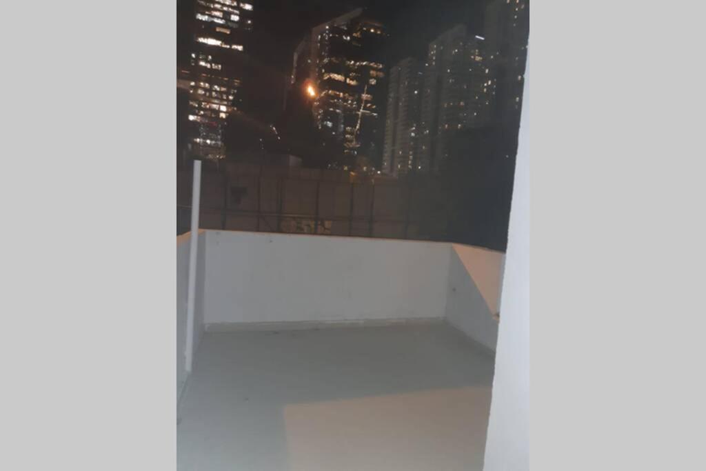 Magnifique Studio Avec Grande Terasse A Tel Aviv Apartment Exterior photo